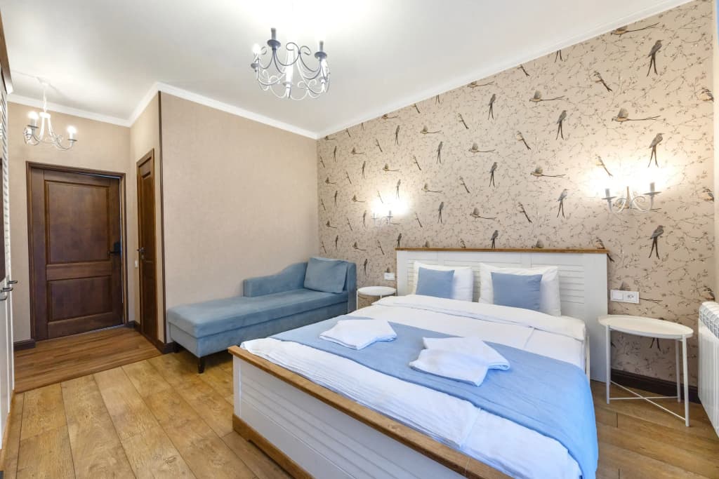 Двухместный номер Comfort с балконом и с видом на горы двуспальная кровать фото 3