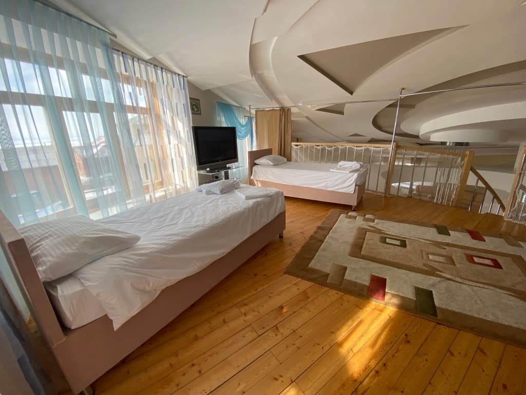 VIP Коттедж с балконом и с красивым видом из окна фото 37