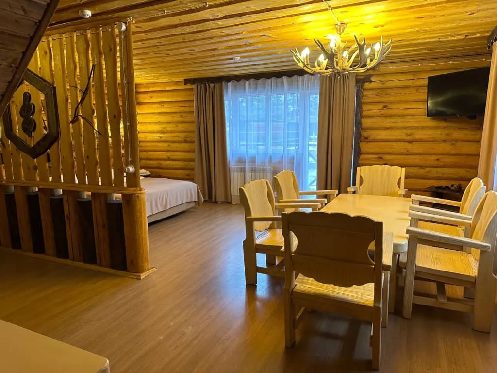 Гостевой дом К лесу передом с балконом и с красивым видом из окна фото 2