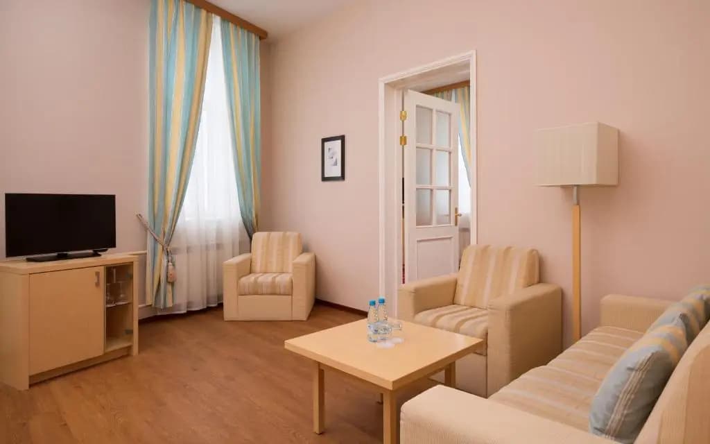 Двухместный люкс с 2 комнатами двуспальная кровать фото 5