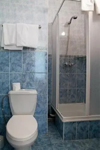 Двухместный номер Стандарт (2 отдельные кровати) фото 3