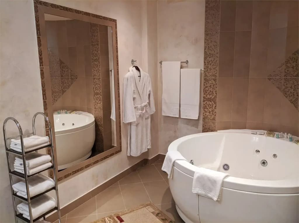 Двухместный апартамент (размещение + лечение) с 3 комнатами с балконом фото 7