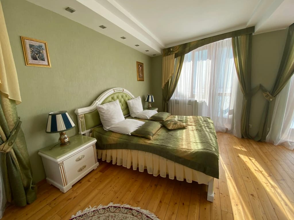 VIP Коттедж с балконом и с красивым видом из окна фото 25