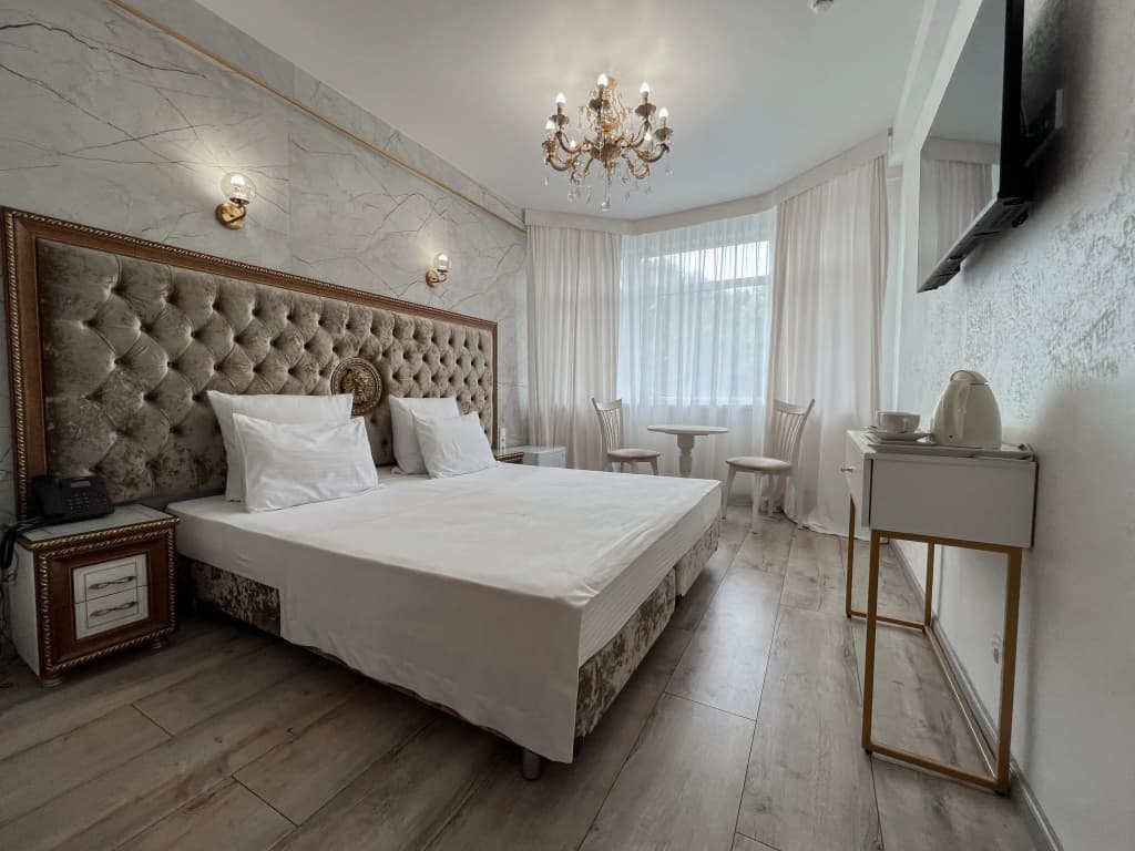 Двухместный номер Standard с балконом двуспальная кровать фото 2