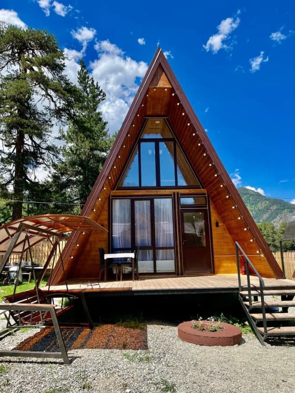 A-frame с кухней 2-уровневный фото 1