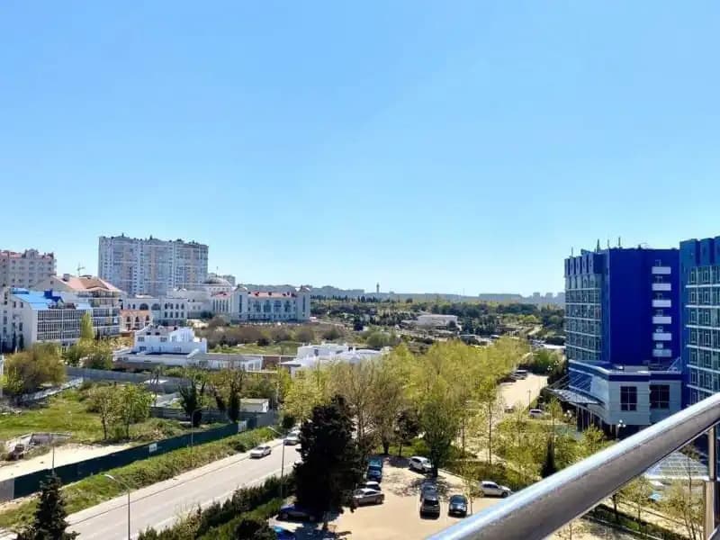Двухместная студия с балконом и с красивым видом из окна фото 8