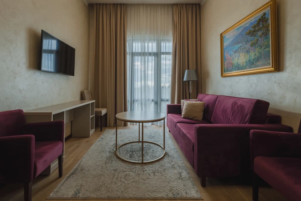 Suite 2 New Purple с балконом и с видом на море фото 2