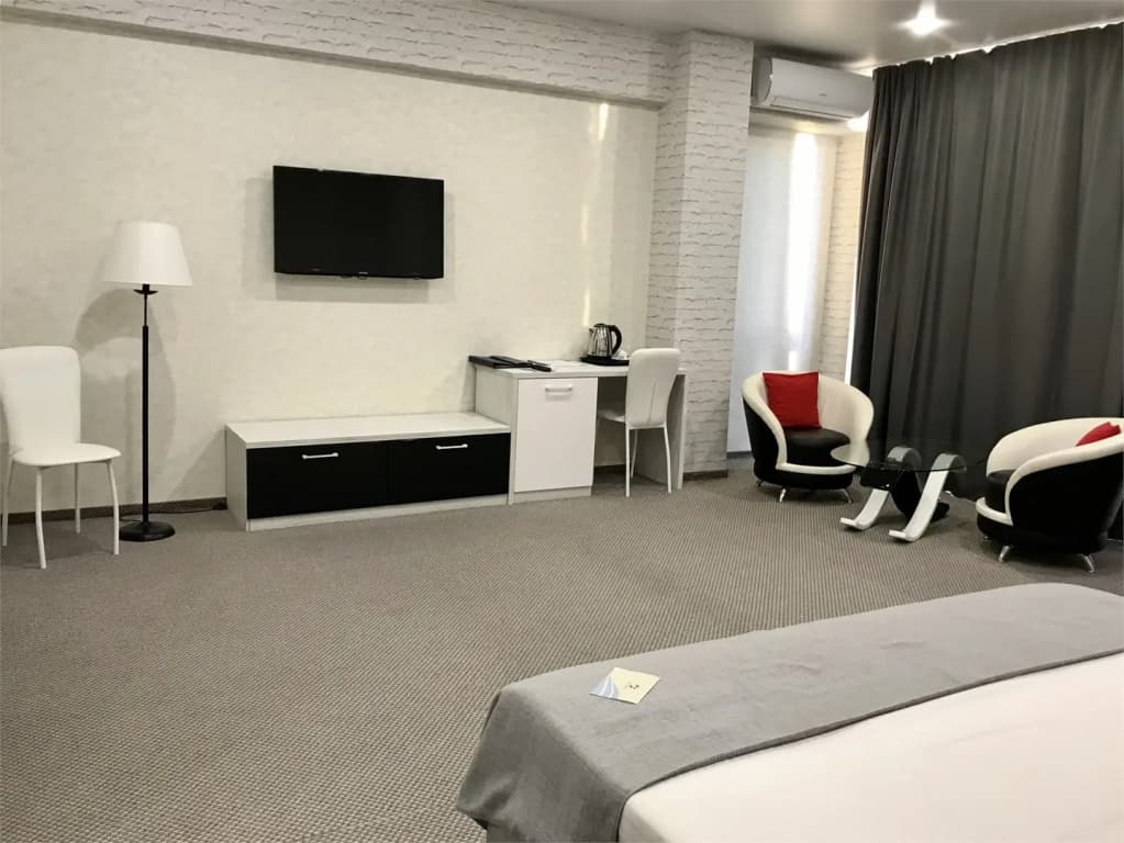 Двухместный полулюкс Лофт двуспальная кровать фото 2