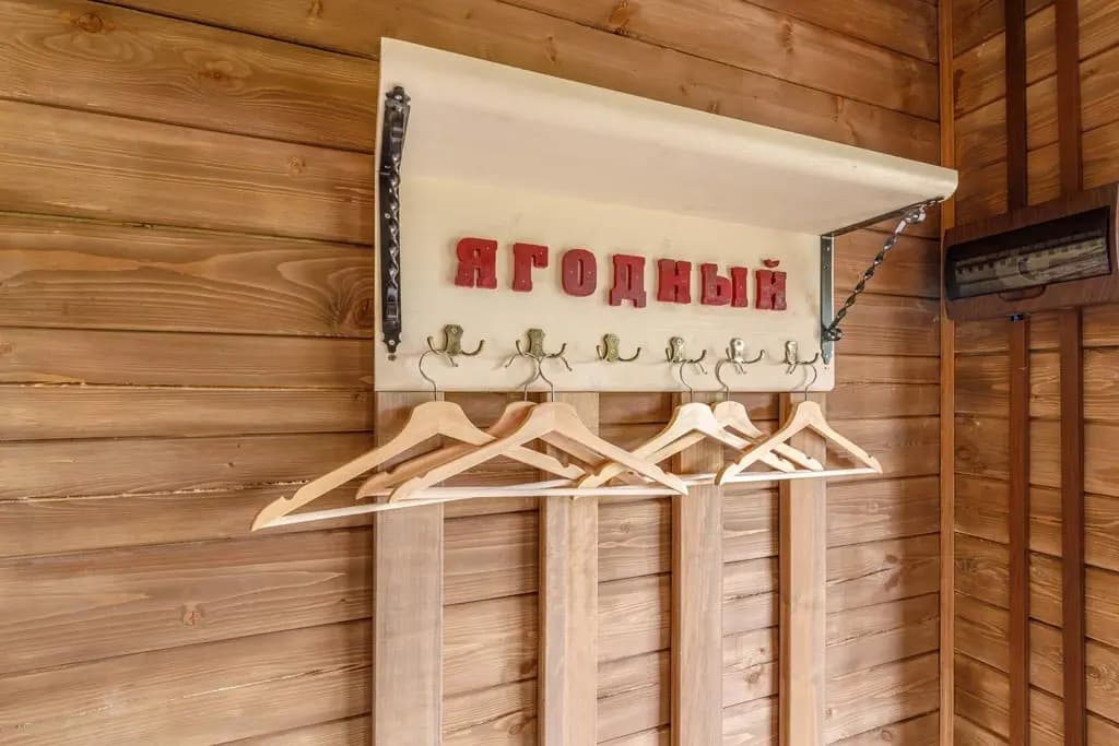 Четырёхместный коттедж Ягодный с красивым видом из окна фото 2