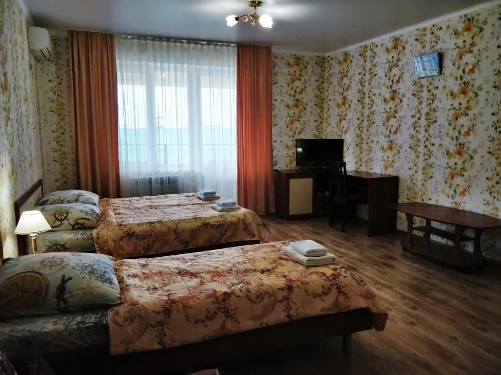 Трёхместная студия семейная с балконом фото 6