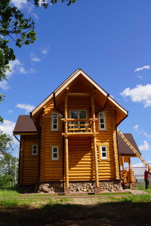 Коттедж с балконом фото 1