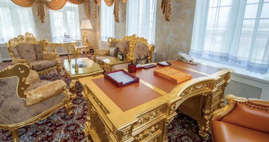 Двухместный люкс «Екатериниский» двуспальная кровать фото 3
