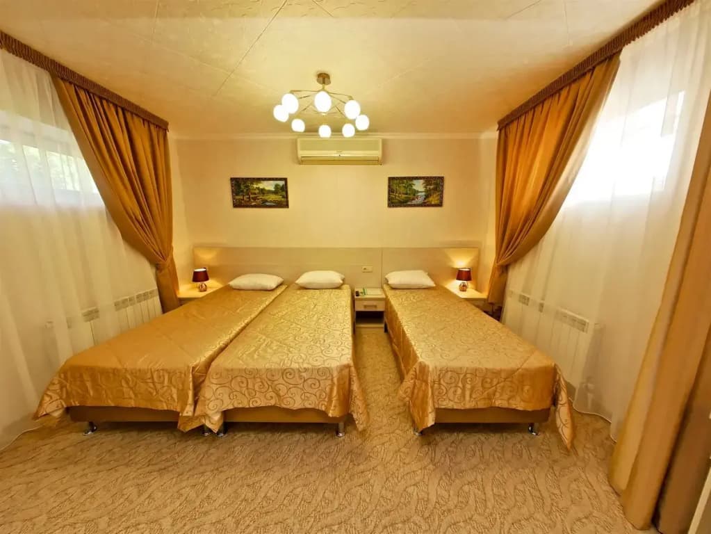 Трёхместный номер корпус 4 семейный Цокольный этаж фото 4