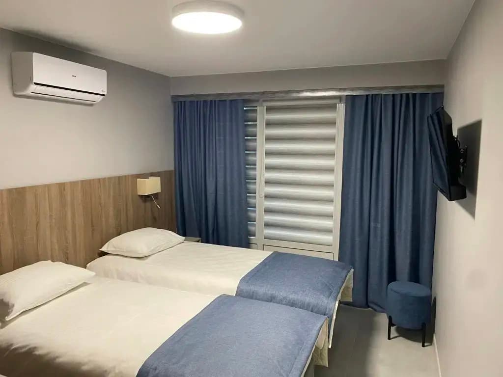 Двухместный номер Standard Comfort c 1 комнатой с балконом и с видом на город двуспальная кровать фото 2