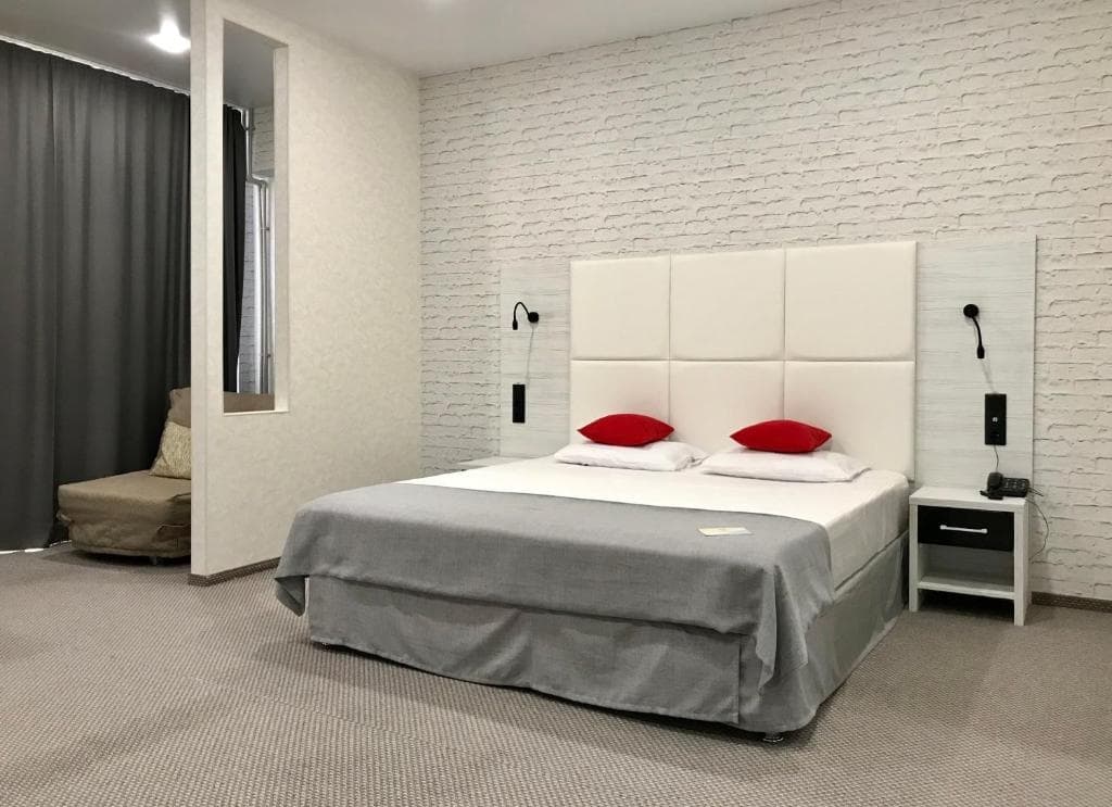 Двухместный полулюкс Бриз двуспальная кровать фото 1