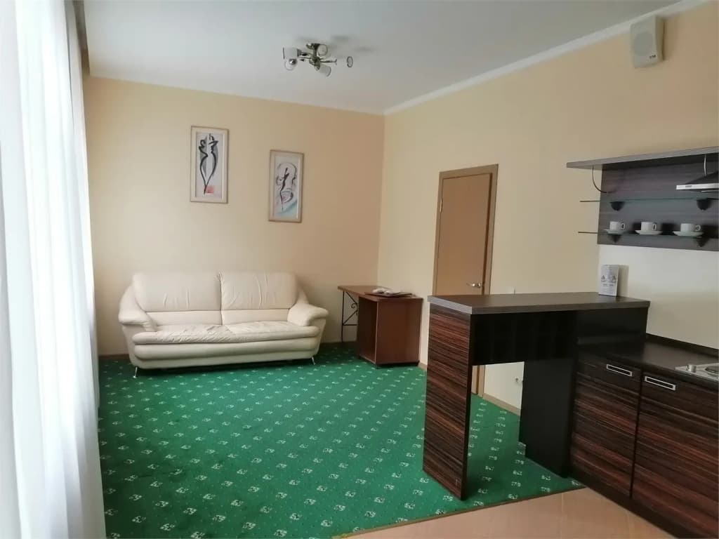 Студия в галерее фото 3