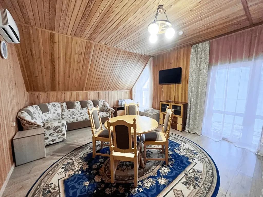 Люкс двухкомнатный с балконом фото 14