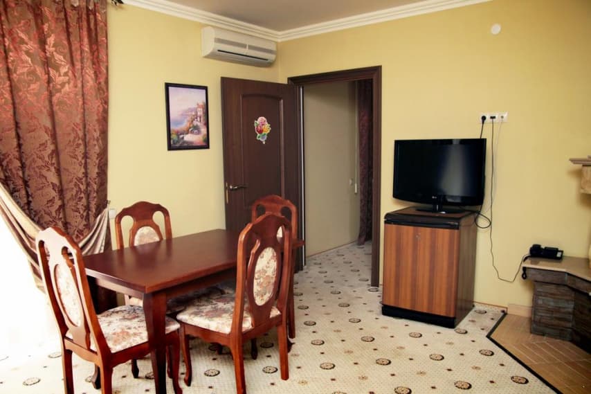 Двухместный номер Deluxe с 2 комнатами двуспальная кровать фото 2