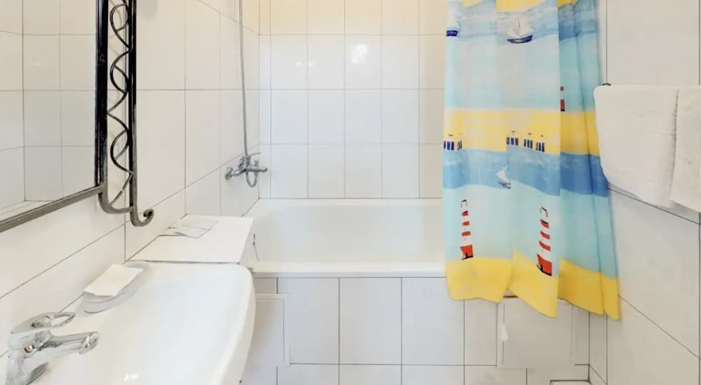 Двухместный номер Комфорт двуспальная кровать фото 12