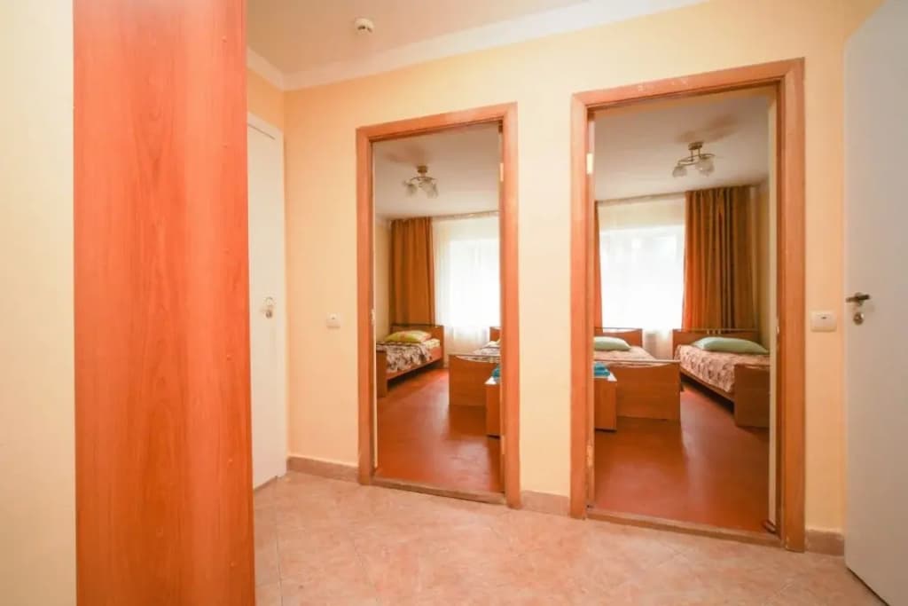 Двухместный номер в 4 корпусе (2 отдельные кровати) фото 2