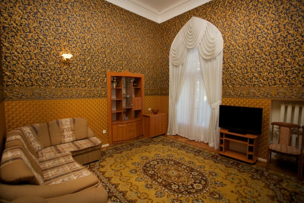 Двухместный люкс (Корпус №1) с 3 комнатами с балконом и с видом на парк фото 2