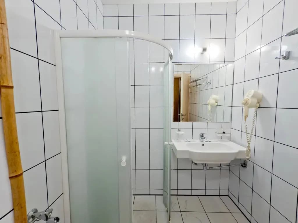 Двухместные апартаменты 2 отдельные кровати фото 6