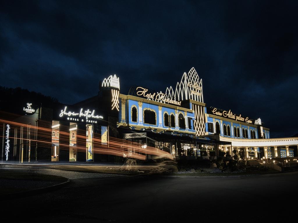 Altai Palace Отель (Алтай Палас Отель) фото 1