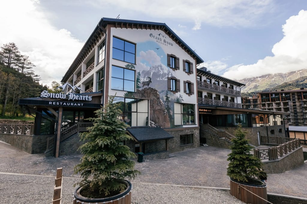 Отель Grand Snow Resort фото 1