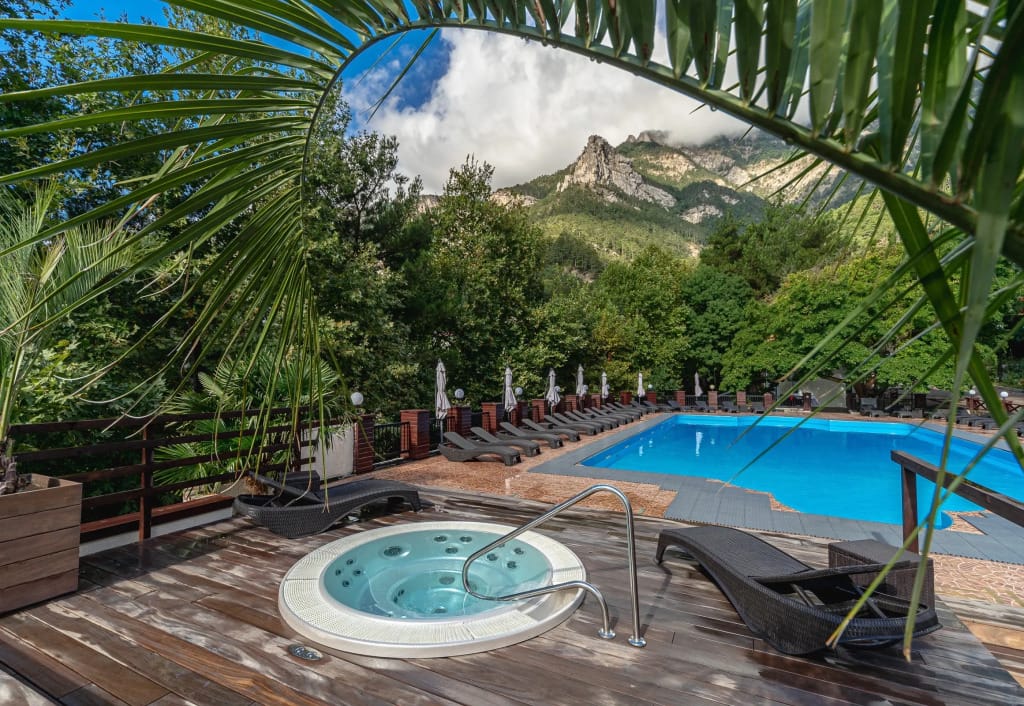 Курортный отель Поляна Сказок фото 3