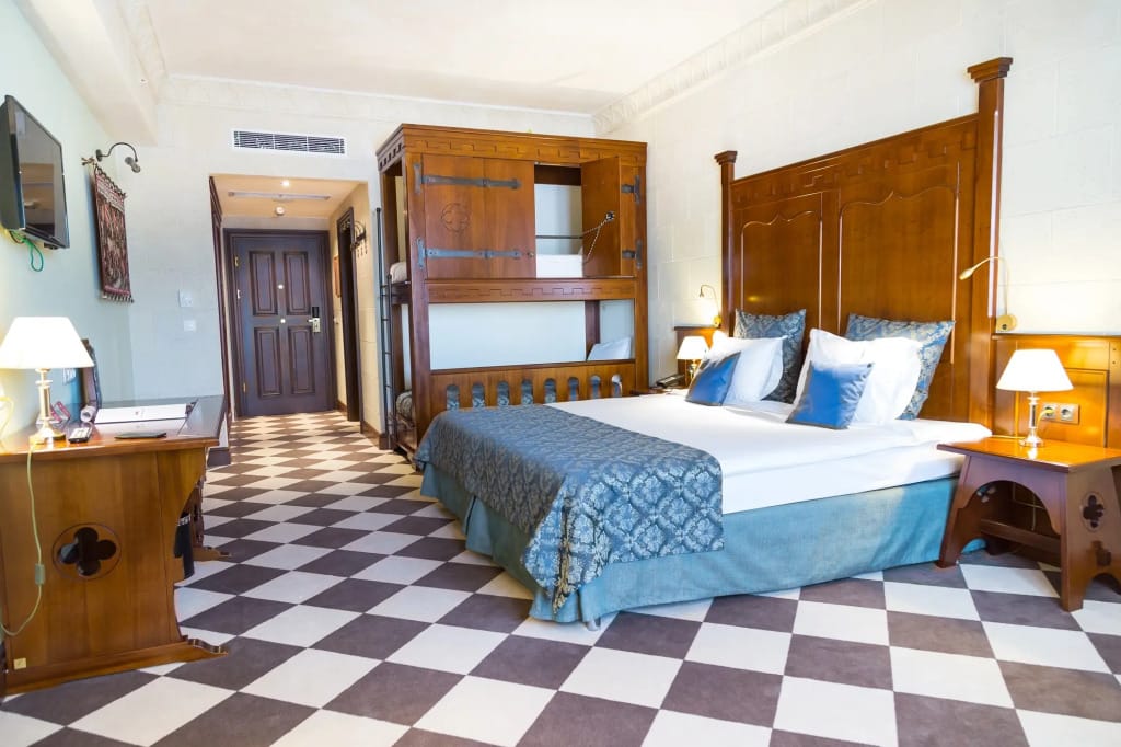 Богатырь Отель-замок фото 4